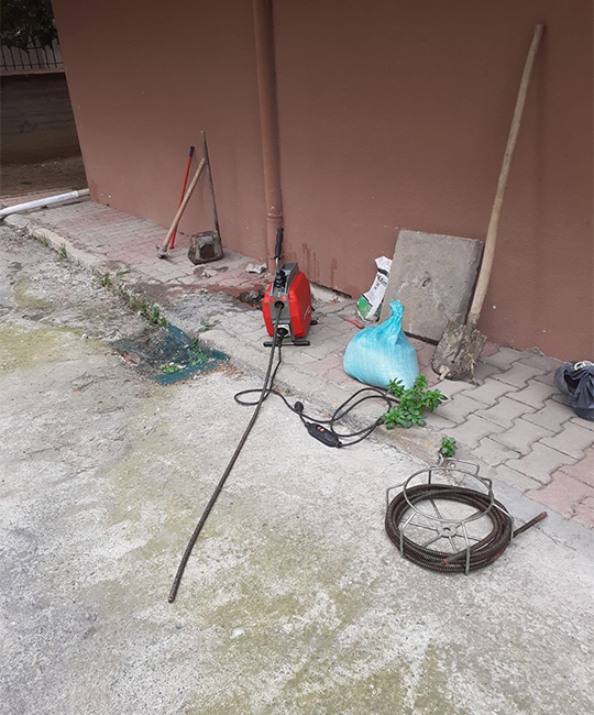 Kırmadan Pimaş Açma - Asel Vidanjör - Su Tıkanık Kanalizasyon Logar Gider Açma